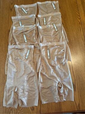 SKIMS XXS Mid Thigh Short Lot